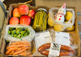 75$ Holiday Combo Box ( 86$ value )